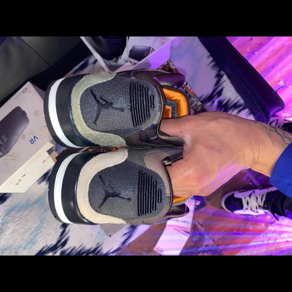 Air Jordan 3 - Picture 9 of 9